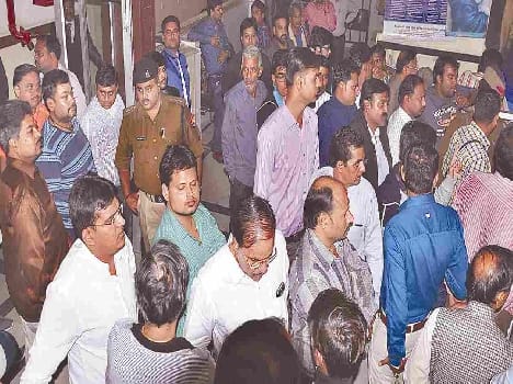 businessman, now preparing to shut Agra
